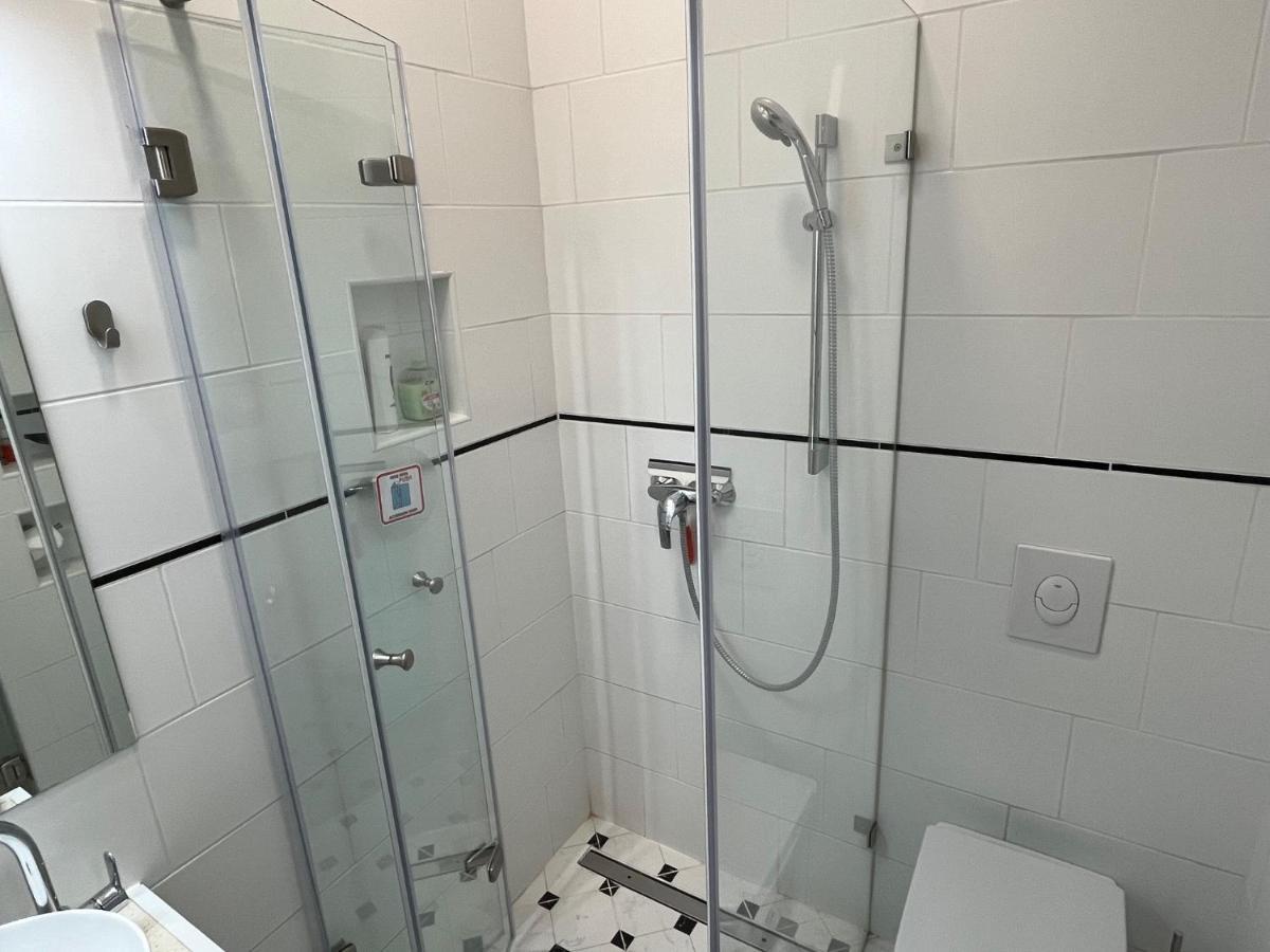 Studio Flat In The Center Of בודפשט מראה חיצוני תמונה
